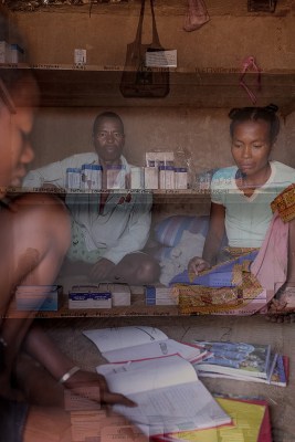 #zanakynylalana #madagascar #reportage #haddadtoni #documentaryphotography #zanakynylalana #madagascar #reportage #haddadtoni #documentaryphotography
