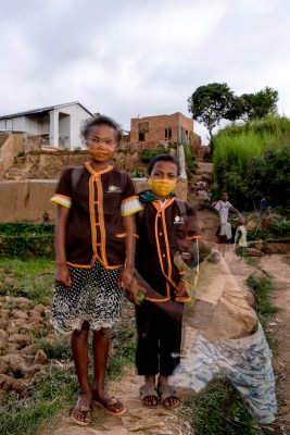 Tous Personne,Personne Tous